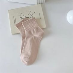 50 Pairs Wholesale Solid Color Mid Calf Breathable Womens Socks